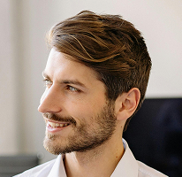 Portret Michael Brennan, CTO oraz lider technologiczny w sektorze fintech i kryptowalut